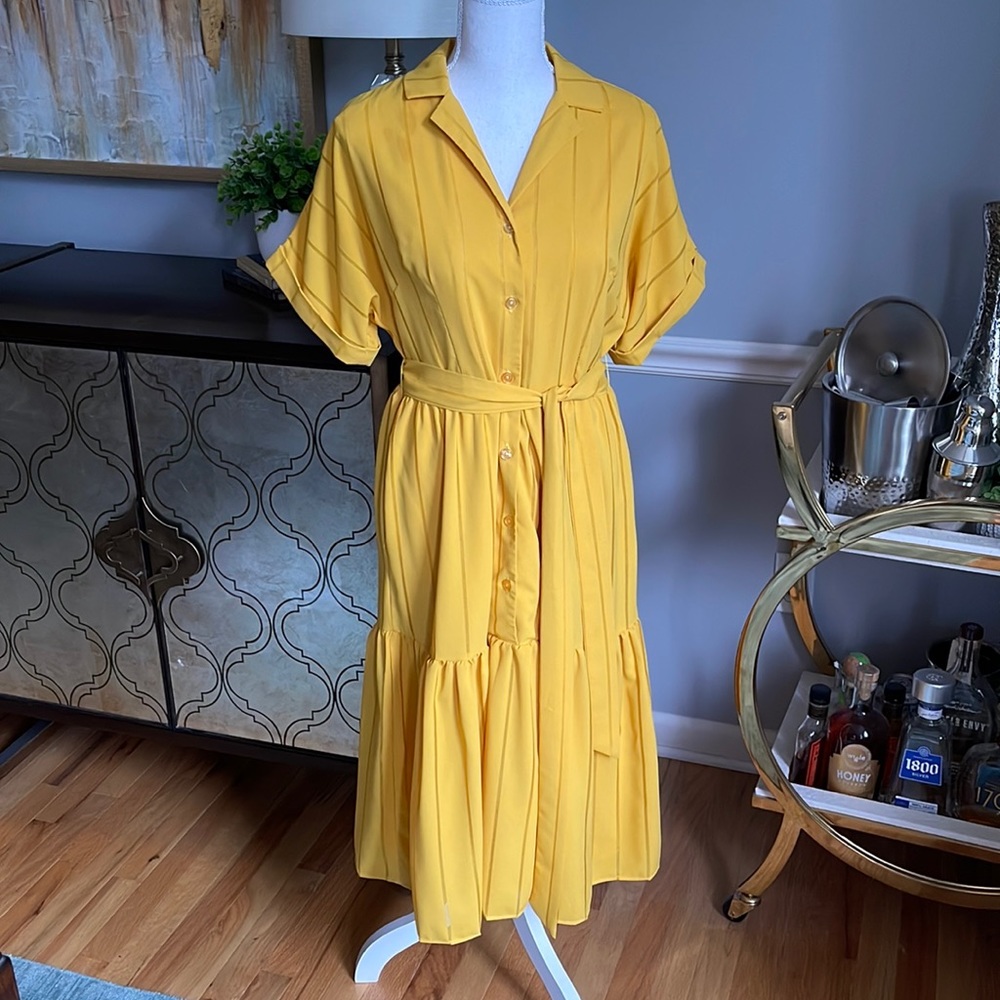 Tahari yellow dress 💛